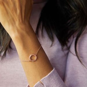 💫 Rose Gold Adore Swarovski Circle Bracelet